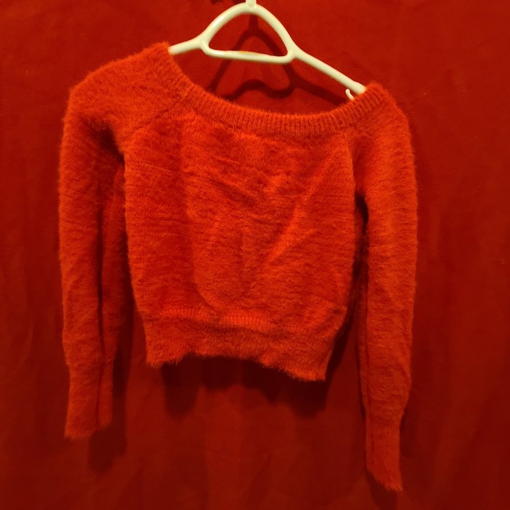 NEW Shoulder top red
